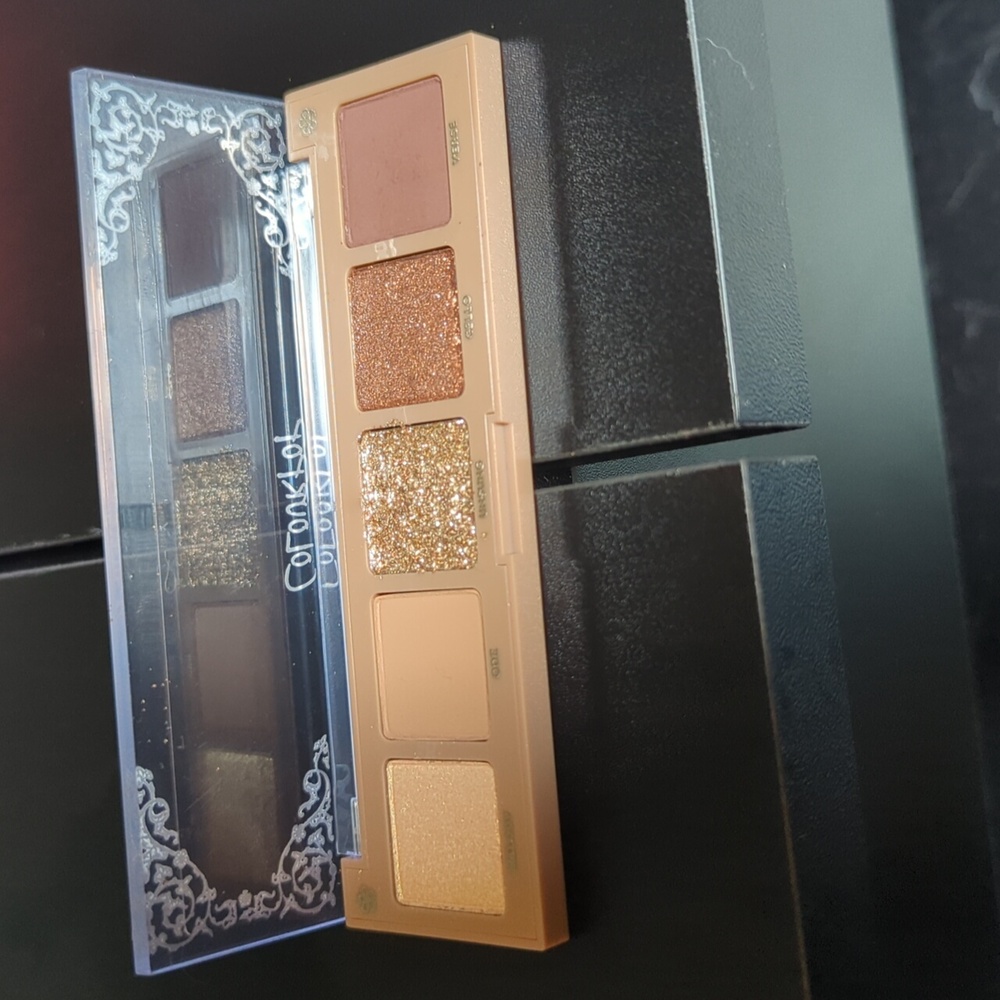 Colourpop Lyric Palette